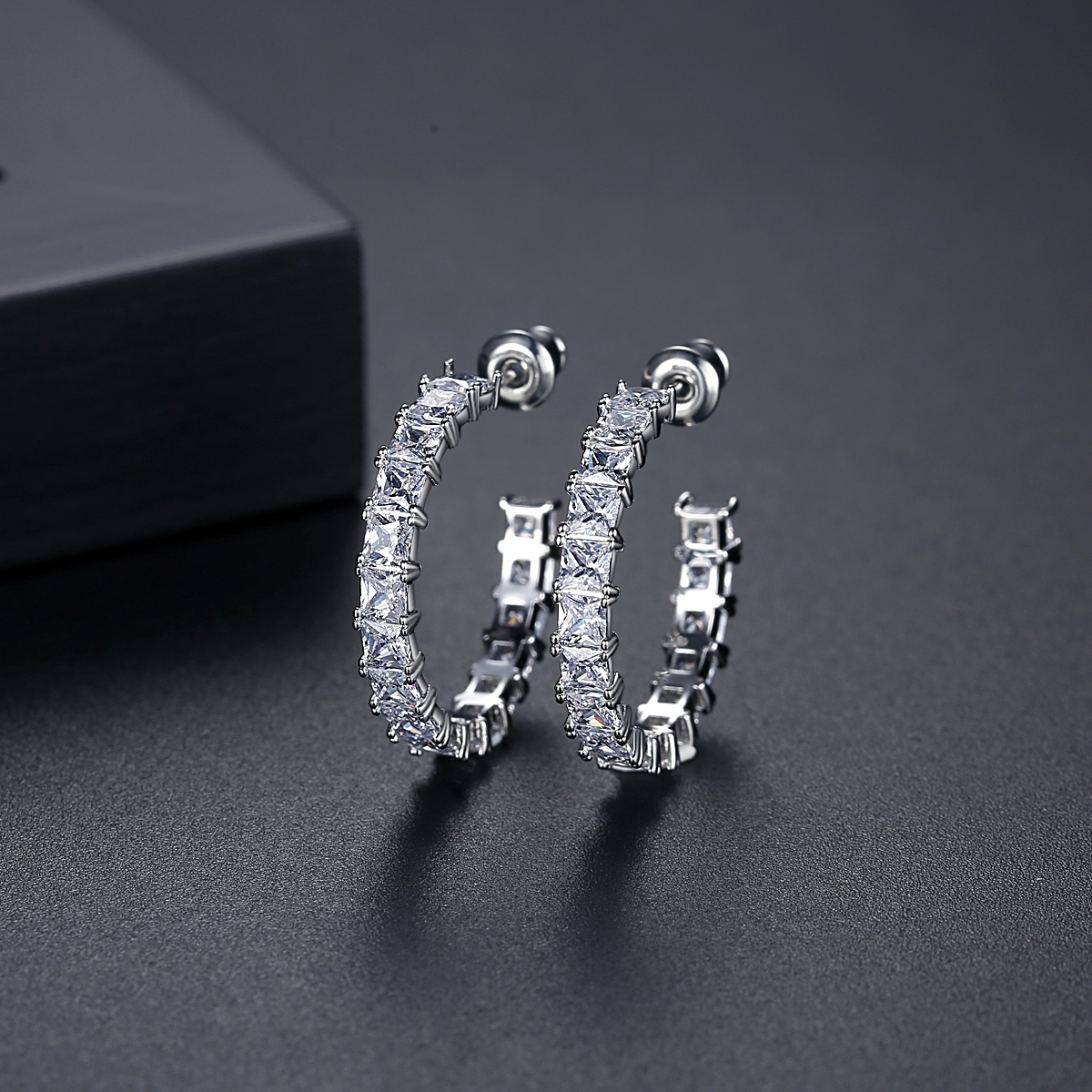 Cercei rotunzi argint 925, JW1792, model elegant, placati cu rodiu