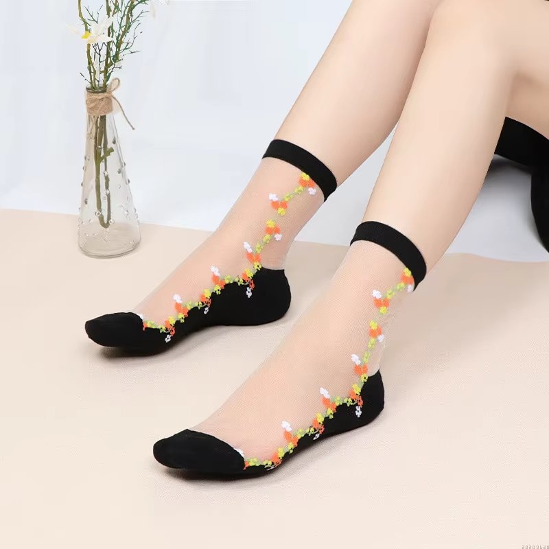 Sosete pentru dama, SS172, model flori, Alb/Negru, marime universala (35-39)