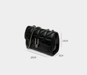 Geantă damă crossbody matlasată, lanț metalic, închidere cu clapă, negru - Img 3