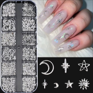 Set ornamente unghii argintii, lună, stele și soare, cutie 12 compartimente