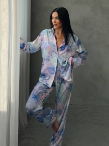 Set pijama dama din doua piese, cu nasturi – 2401679, Albastru floral - Img 3