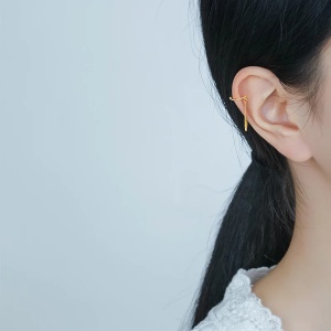 Cercei ear cuff argint 925, JW1077, model simplu cu lant, placati cu aur - Img 3