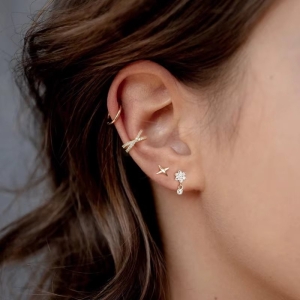 Cercel ear cuff argint 925, JW1676, model incrucisat, placat cu aur - Img 2