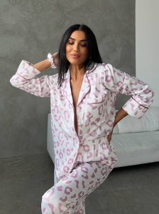Set pijama dama din doua piese, cu nasturi – 2401671, Roz leopard - Img 4