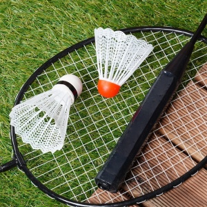Set de 4 Rachete badminton cu 8 fluturasi 61 cm, 12 buc, Kids Line