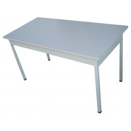 Mese cu structuri metalice