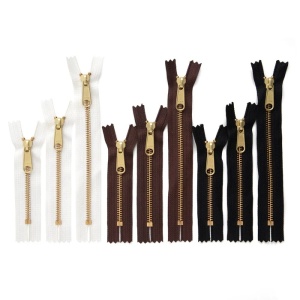 Fermoar YKK pielarie din alama cu banda neagra, Tandy Leather SUA - Img 3