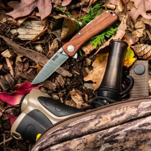 Cutit pliabil SOG Twitch II Wood TWI17-CP, lama Drop Point AUS-8 Satin, deschidere asistata S.A.T., Lockback, maner din lemn Rosewood, EDC Premium - Img 15