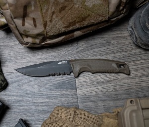 Cutit tactic SOG Recondo FX FDE Serrated, otel CRYO 440C, lama partial zimtata 117 mm - Img 11