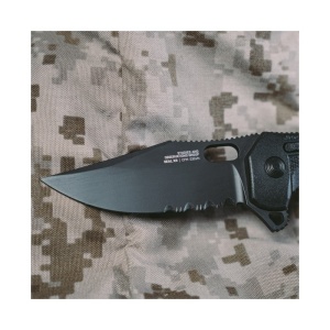 Cutit pliabil SOG SEAL XR Serrated 12-21-05-57, lama Clip Point CPM S35VN Black TiNi Partial Serrated, XR Lock, Flipper, maner GRN Black, Made in USA - Img 8