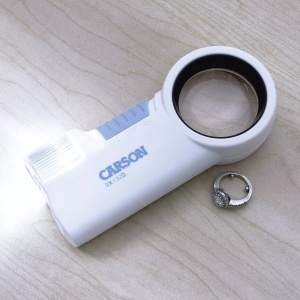 Lupă cu lanternă MagniFlash si LED-uri, putere x9 - Carson - Img 6