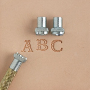 Set stante embosare piele ALFABET litere mari de 10mm