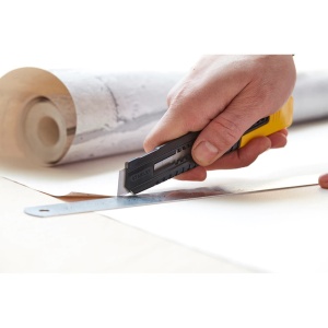 Stanley 1-10-151, Cutter cu lama segmentata si blocare prin glisare, 165mm + o lama segmantata 18mm - Img 6