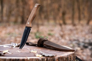 BSH3 Nightfall Cutit bushcraft din otel carbon cu lama fixa, cu maner de nuc si teaca piele, BeaverCraft - Img 15