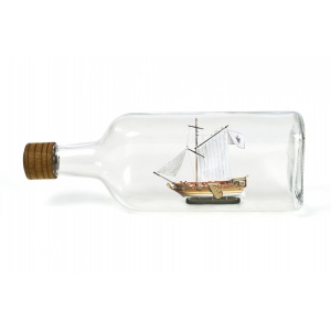 Golden yacht - Navomodel in sticla, Scara 1:300, Lungime 9,5cm, Amati Italia - Img 4