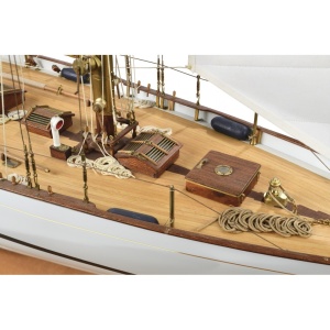 Dorade Fastnet Yacht 1931, Scara 1:20, Lungime 86.5 Cm, Navomodel Amati - Img 7