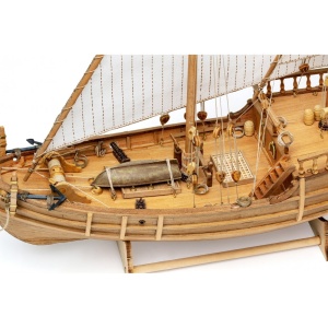 Nina - Caravela lui Columb 1492, Navomodel Amati, Scara 1:65 Lungime 37cm - Img 4