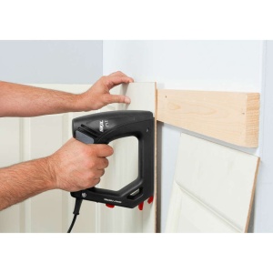 SKIL 8200 AC, Capsator/ciocan electric F0158200AC, functional cu capse No.53, 8-16mm si cuie No.40, 47 si 38, 15-16mm, + geanta si accesorii - Img 5