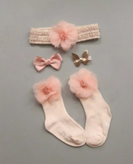 Set 4 piese - sosete cu accesorii Drool