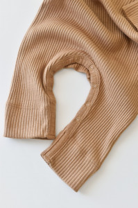 Salopeta cu maneca lunga si pantaloni lungi din bumbac organic si modal - Maro BabyCosy - Img 3