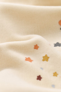 Salopeta Curcubeu cu maneca lunga si botosei din 80%bumbac organic si 20% poliester - Crem, BabyCosy - Img 8