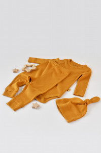 Set 3 piese: body cu maneca lunga, pantaloni lungi si caciulita din bumbac organic si modal - Mustar, BabyCosy - Img 6