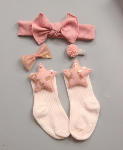 Set 4 piese - sosete cu accesorii Drool - Img 3