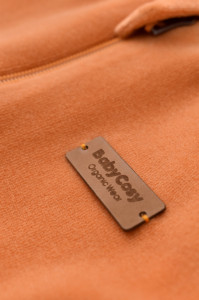 Set Ursulet cu bluzita cu fermoar si gluga si pantaloni lungi din 80%bumbac organic si 20% poliester - Portocaliu, BabyCosy - Img 6