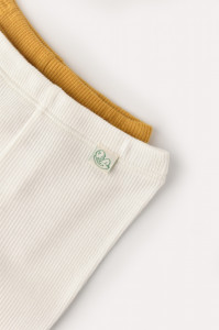 Set 2 pantaloni cu botosei bebe unisex din bumbac organic si modal - Mustar/Ecru, BabyCosy - Img 4