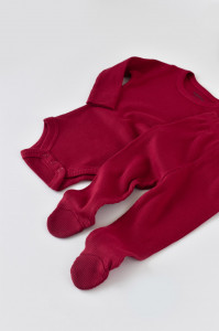 Set 3 piese: body cu maneca lunga, pantaloni lungi cu botosei si caciulita din bumbac organic si modal - Rosu, BabyCosy - Img 4