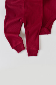 Set 3 piese: body cu maneca lunga, pantaloni lungi si caciulita din bumbac organic si modal - Rosu, BabyCosy - Img 4