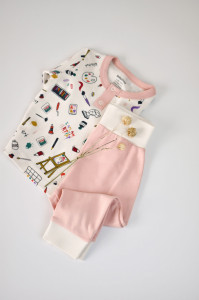Set bluzita cu maneca lunga si nasturei si panataloni lungi, 100% bumbac organic, BabyCosy, Pudra