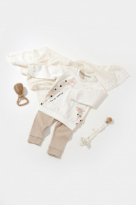 Set bluzita cu maneca lunga si panataloni lungi Girafa, BabyCosy, 100% bumbac organic, Ecru