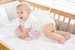 Jucarie din plus pentru copii BabyJem Sleeping Mate Small Bunny - Img 3