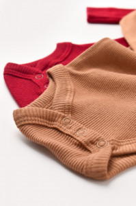 Set 2 body-uri cu maneca lunga bebe unisex din bumbac organic si modal - Maro/Rosu, BabyCosy - Img 3