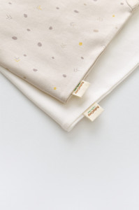 Set 2 body-uri fara maneci bebe unisex -100% bumbac organic - Crem cu buline, BabyCosy - Img 7