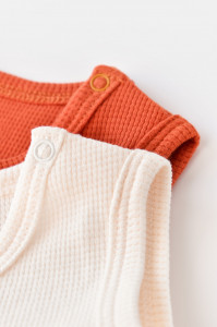 Set 2 body-uri fara maneci bebe unisex -100% bumbac organic -Scortisoara/Ecru, BabyCosy - Img 5