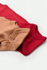 Set 2 body-uri fara maneci bebe unisex din bumbac organic si modal - Maro/Rosu, BabyCosy - Img 5