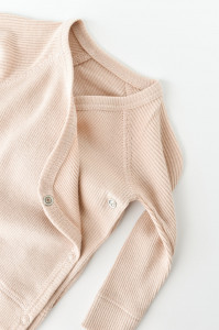 Set 4 piese: bluza, pantaloni, caciulita si manusi din bumbac organic si modal - Blush, BabyCosy - Img 3