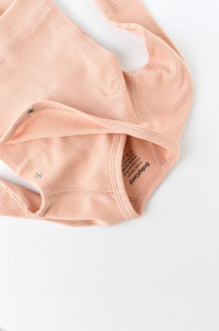 Set 4 piese: bluza, pantaloni, caciulita si manusi din bumbac organic si modal - Piersica, BabyCosy - Img 3