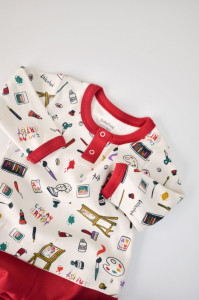 Set bluzita cu maneca lunga si nasturei si panataloni lungi, 100% bumbac organic, BabyCosy, Rosu