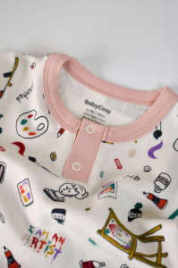 Set bluzita cu maneca lunga si nasturei si panataloni lungi, 100% bumbac organic, BabyCosy, Pudra