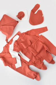 Set de 10 piese pentru nou nascut - 100% bumbac organic - Scortisoara, BabyCosy - Img 10