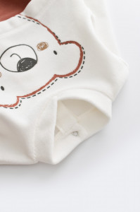 Salopeta Ursulet cu maneca lunga si botosei din 80%bumbac organic si 20% poliester - Caramiziu, BabyCosy - Img 2