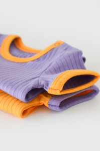 Set 2 body-uri Ribana Bebe Unisex din bumbac organic si 5%elastan - Galben/Mov BabyCosy - Img 8