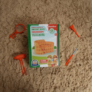 Arkerobox - Set arheologic educational si puzzle 3D, Roma antica, Colosseum