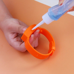 Bratara Dispenser pentru dezinfectant maini cu recipient reincarcabil Drool - Img 5