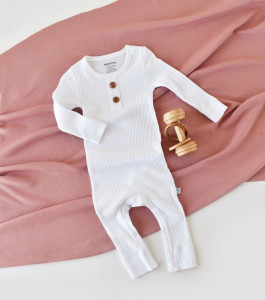 Salopeta cu maneca lunga si pantaloni lungi din bumbac organic si modal - Alb BabyCosy