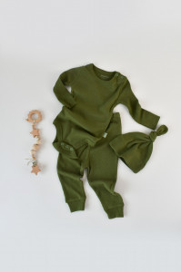 Set 3 piese: body cu maneca lunga, pantaloni lungi si caciulita din bumbac organic si modal - Verde, BabyCosy - Img 1