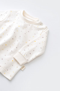 Set bluzita cu maneca lunga si pantaloni lungi - bumbac organic 100% - Ecru cu buline, BabyCosy - Img 5